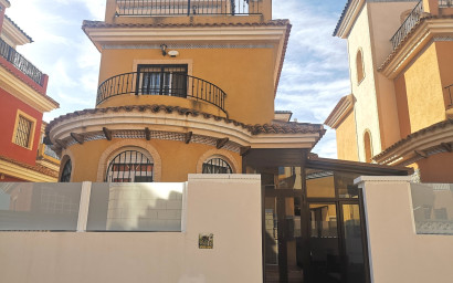 4. House - Detached Villa - Resale - Los Montesinos - La Herrada