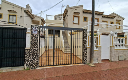 Apartment - Resale - Orihuela Costa - Punta Prima