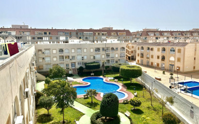 Apartment - Resale - Torrevieja - Torrevieja