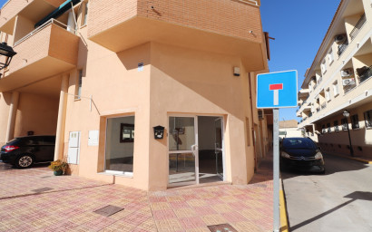 Commercial - Resale -
            Jacarilla - VRE-17688