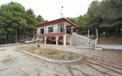 Country house - Resale - Elda - Elda