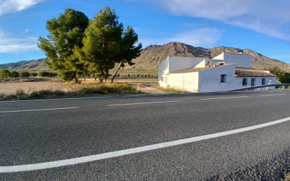 Finca / Country Property - Resale - Yecla - Yecla