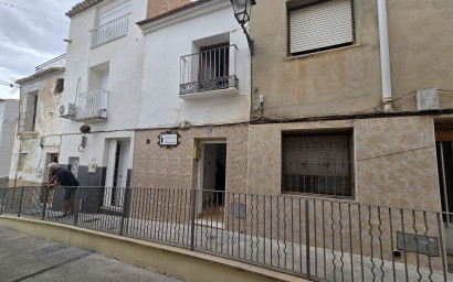 Herenhuis - Herverkoop -
            Sax - 40750