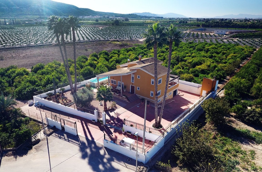 Herverkoop - 5. Finca / Country Property -
Orihuela Costa - Orihuela