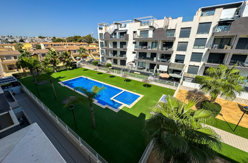 Herverkoop - Apartment - Top Floor Apartment -
Orihuela Costa - Villamartín