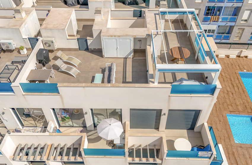 Herverkoop - Apartment - Top Floor Apartment -
Torrevieja