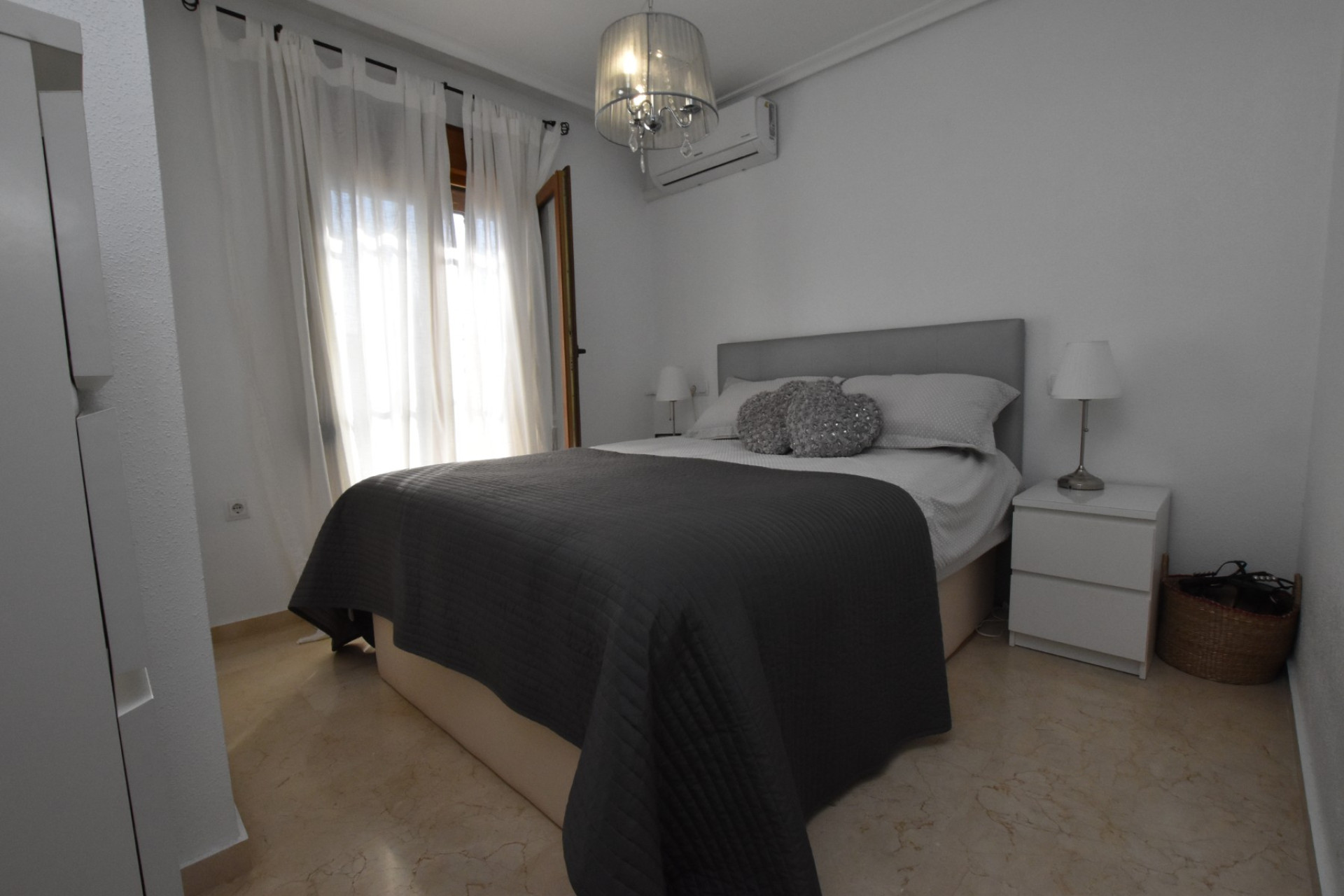 Herverkoop - Bungalow -
Algorfa - Inland