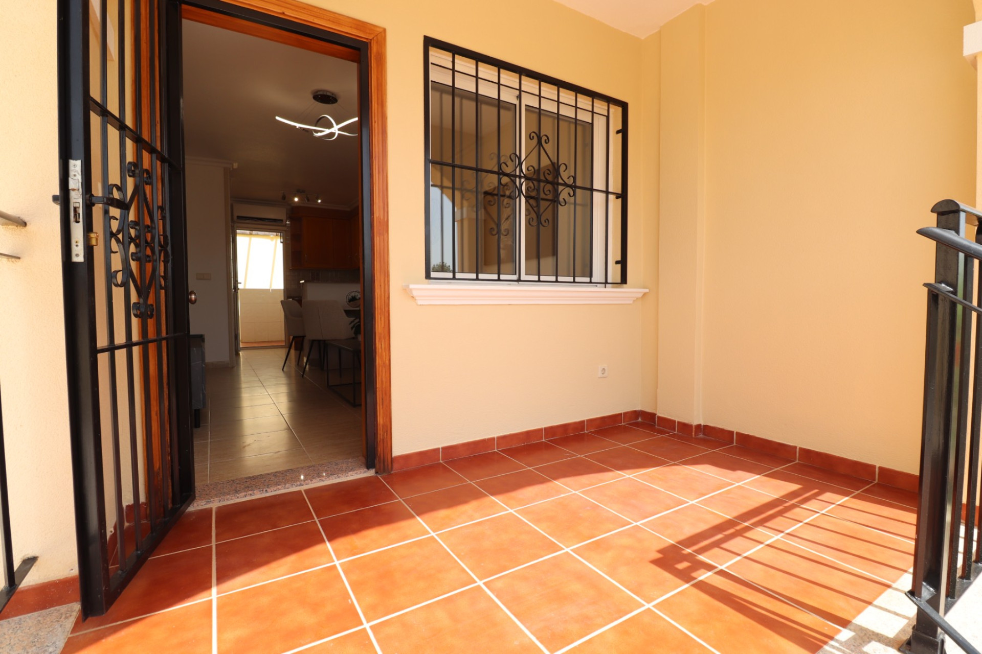 Herverkoop - Bungalow -
Algorfa - Montemar