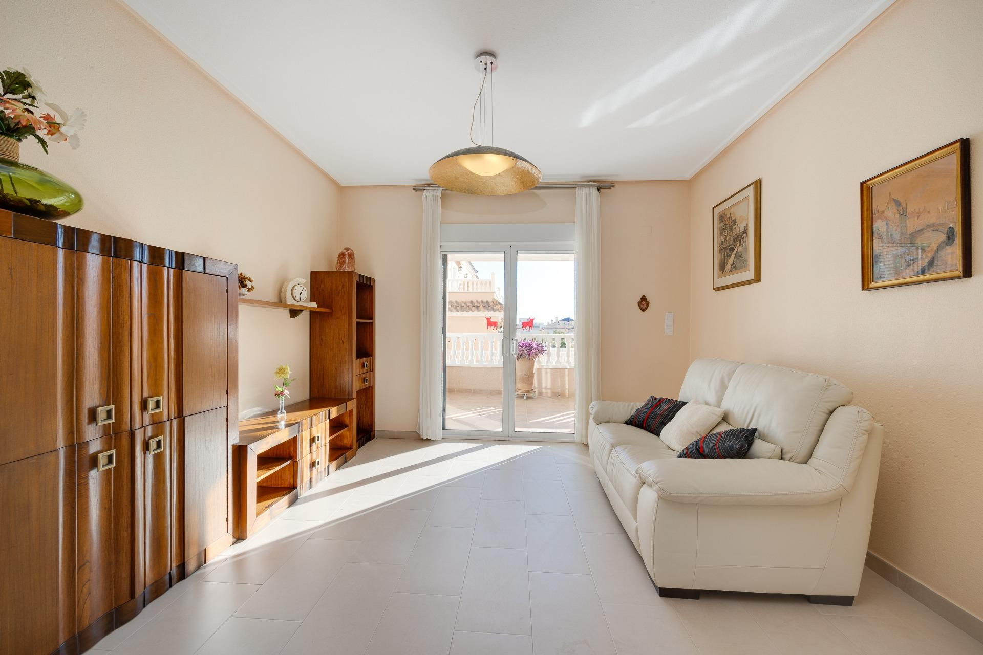 Herverkoop - Bungalow -
Orihuela Costa - Los Dolses