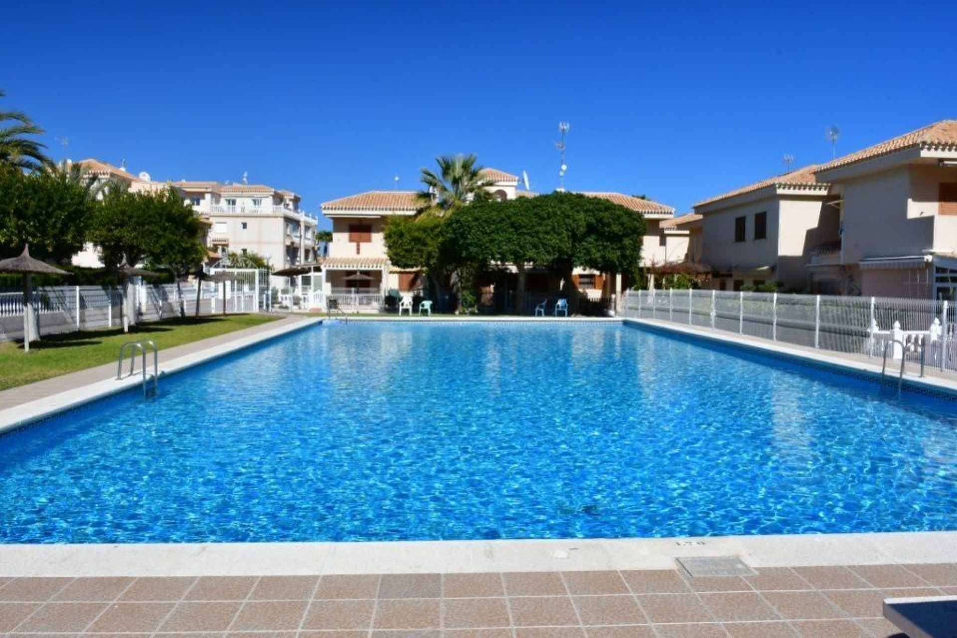 Herverkoop - Bungalow -
Orihuela Costa - Playa Flamenca