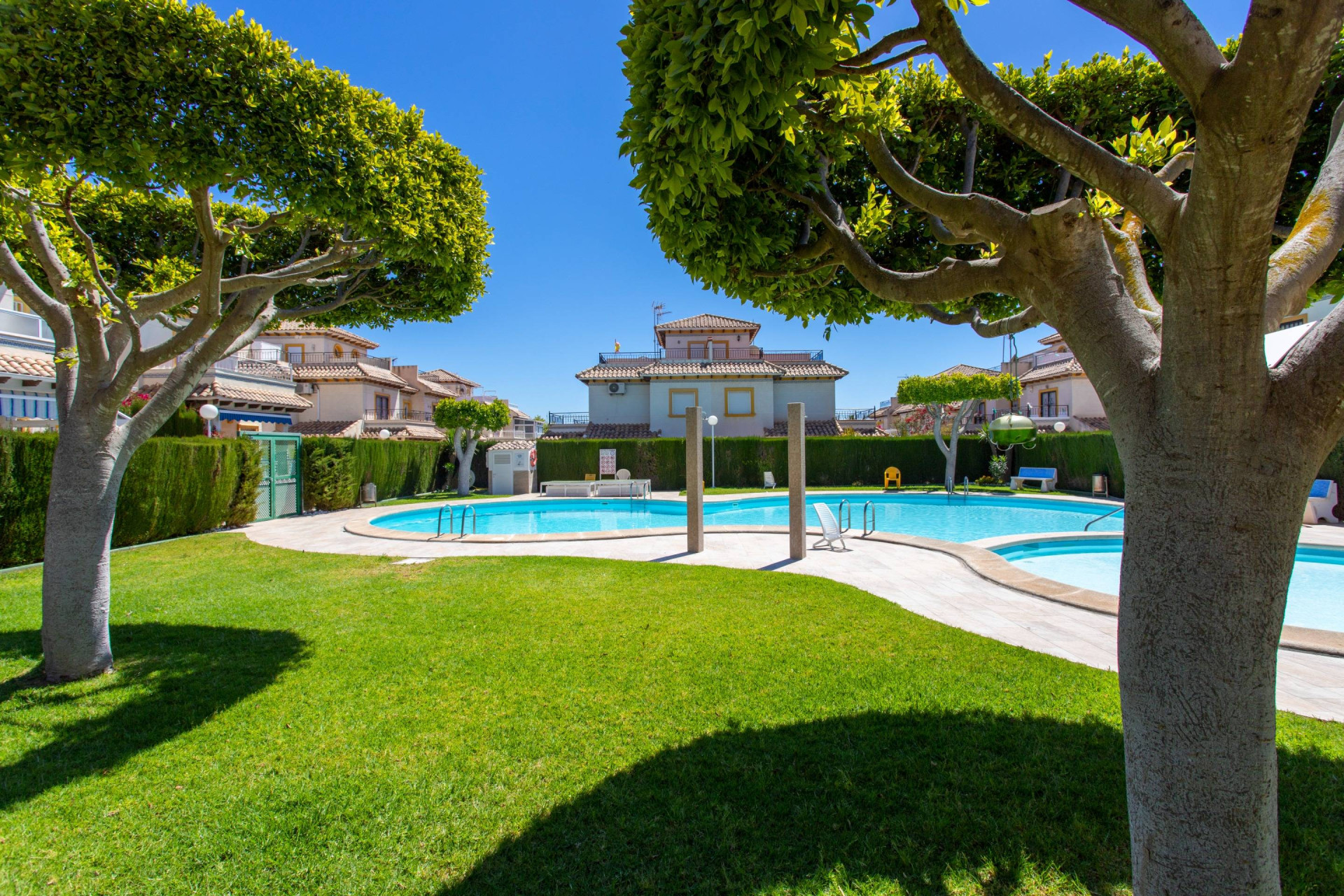 Herverkoop - Bungalow -
Orihuela Costa - Rocio Del Mar