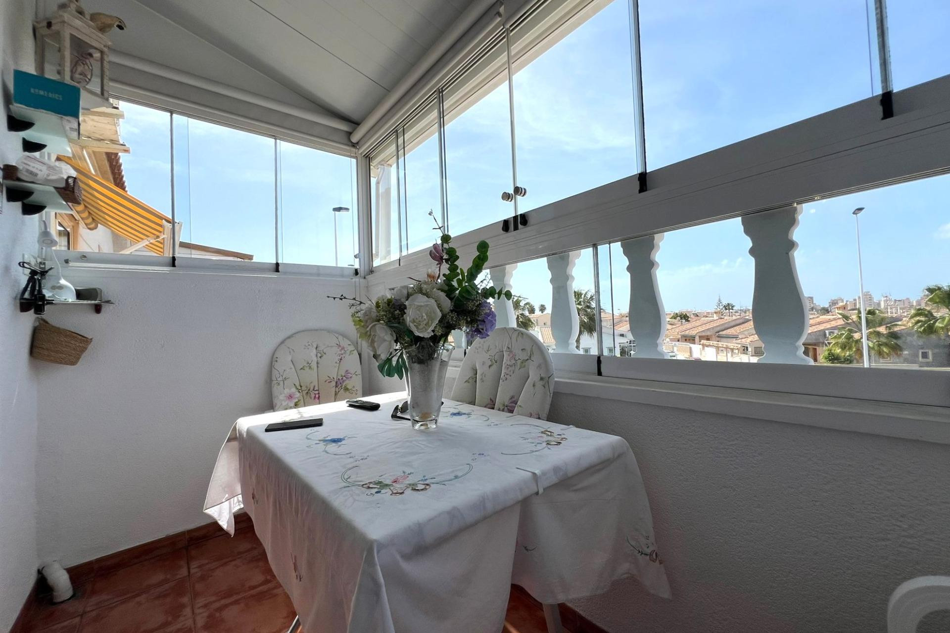 Herverkoop - Bungalow -
Torrevieja - Aguas Nuevas