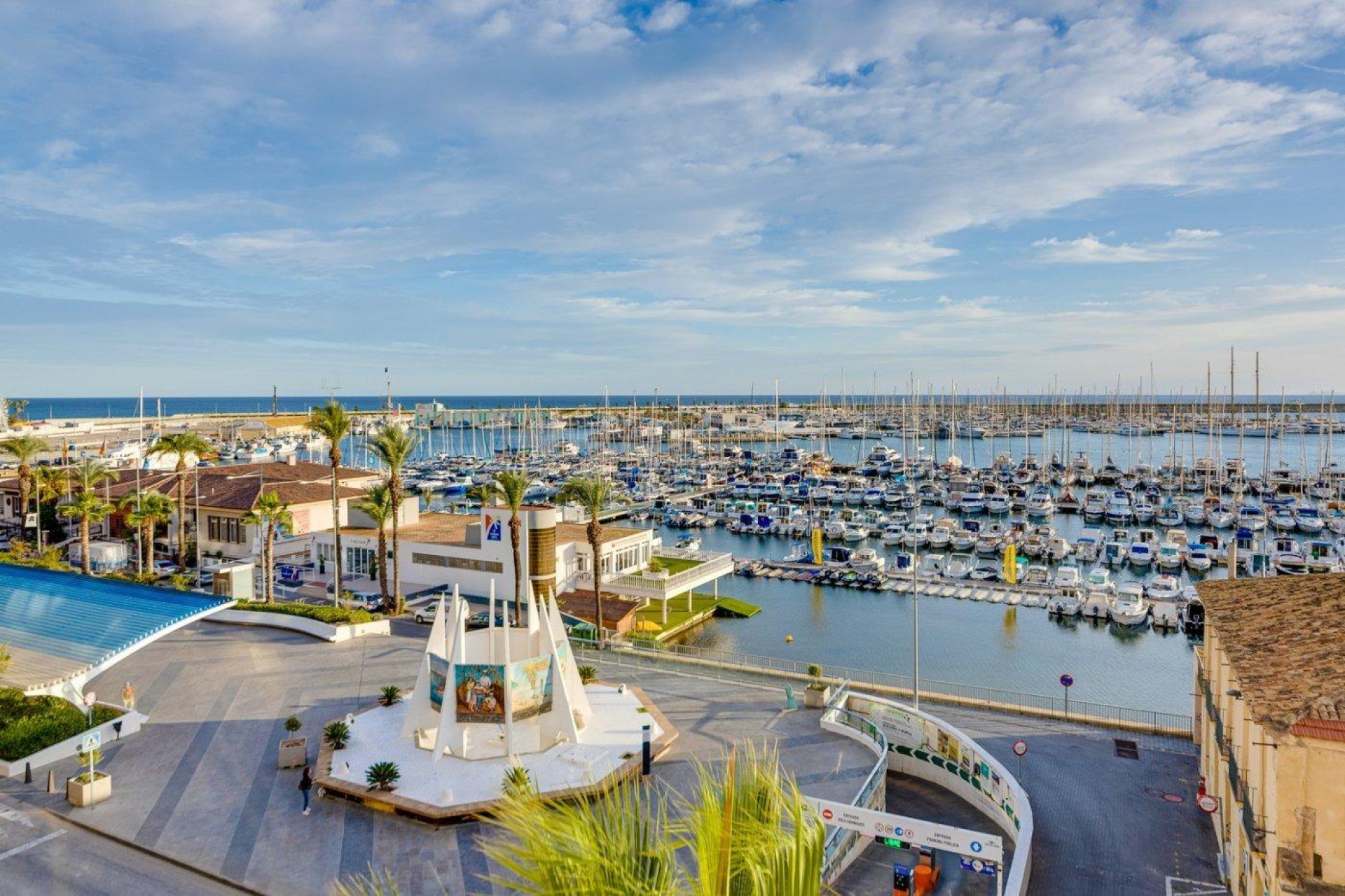Herverkoop - Bungalow -
Torrevieja - Centro - Muelle Pesquero