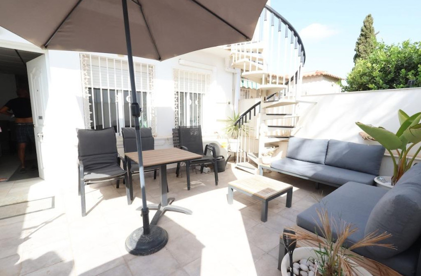 Herverkoop - Bungalow -
Torrevieja - Costa Blanca