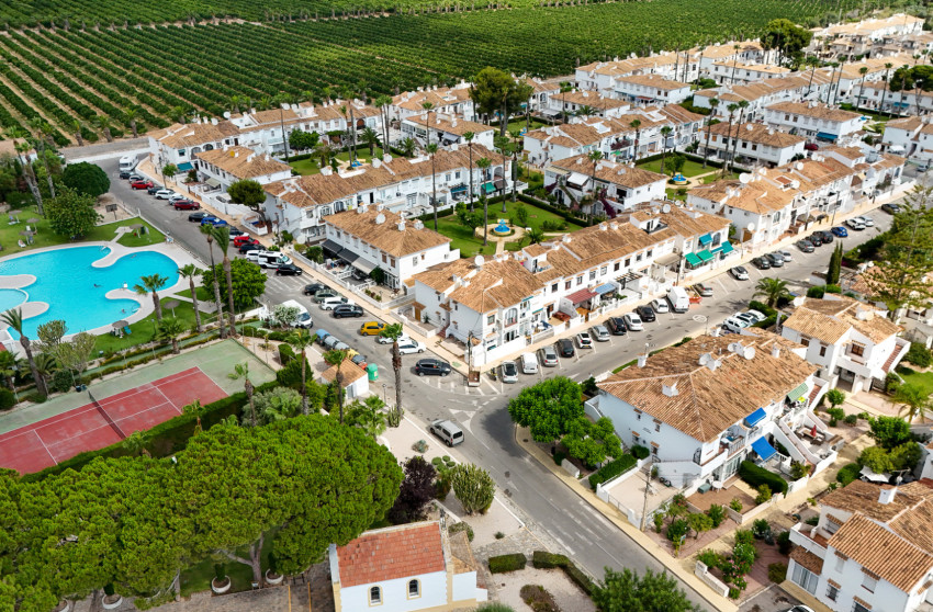 Herverkoop - Bungalow -
Torrevieja - Lago Jardin