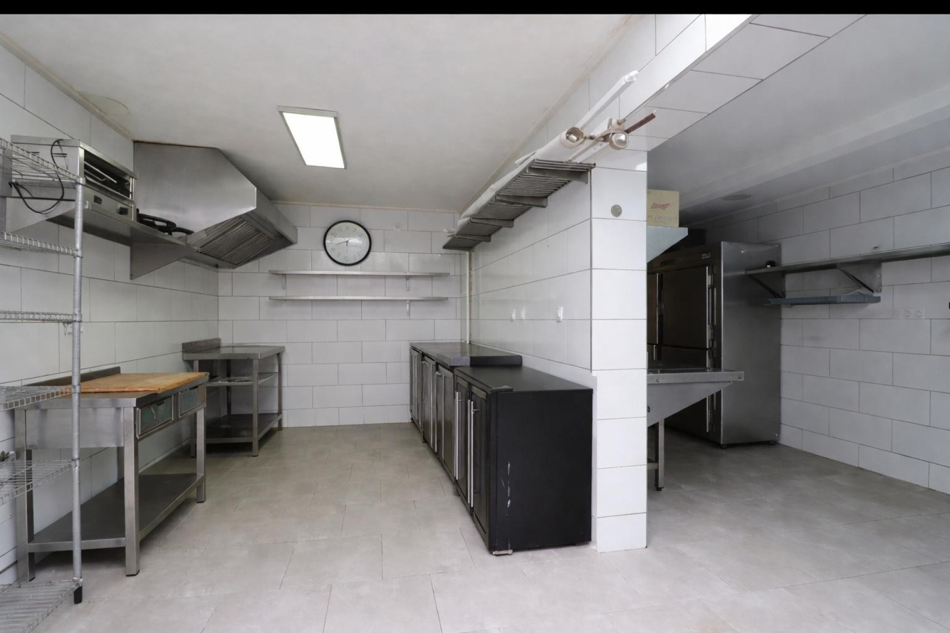 Herverkoop - Commercial (Freehold) -
Benijofar - Benijofar - Village