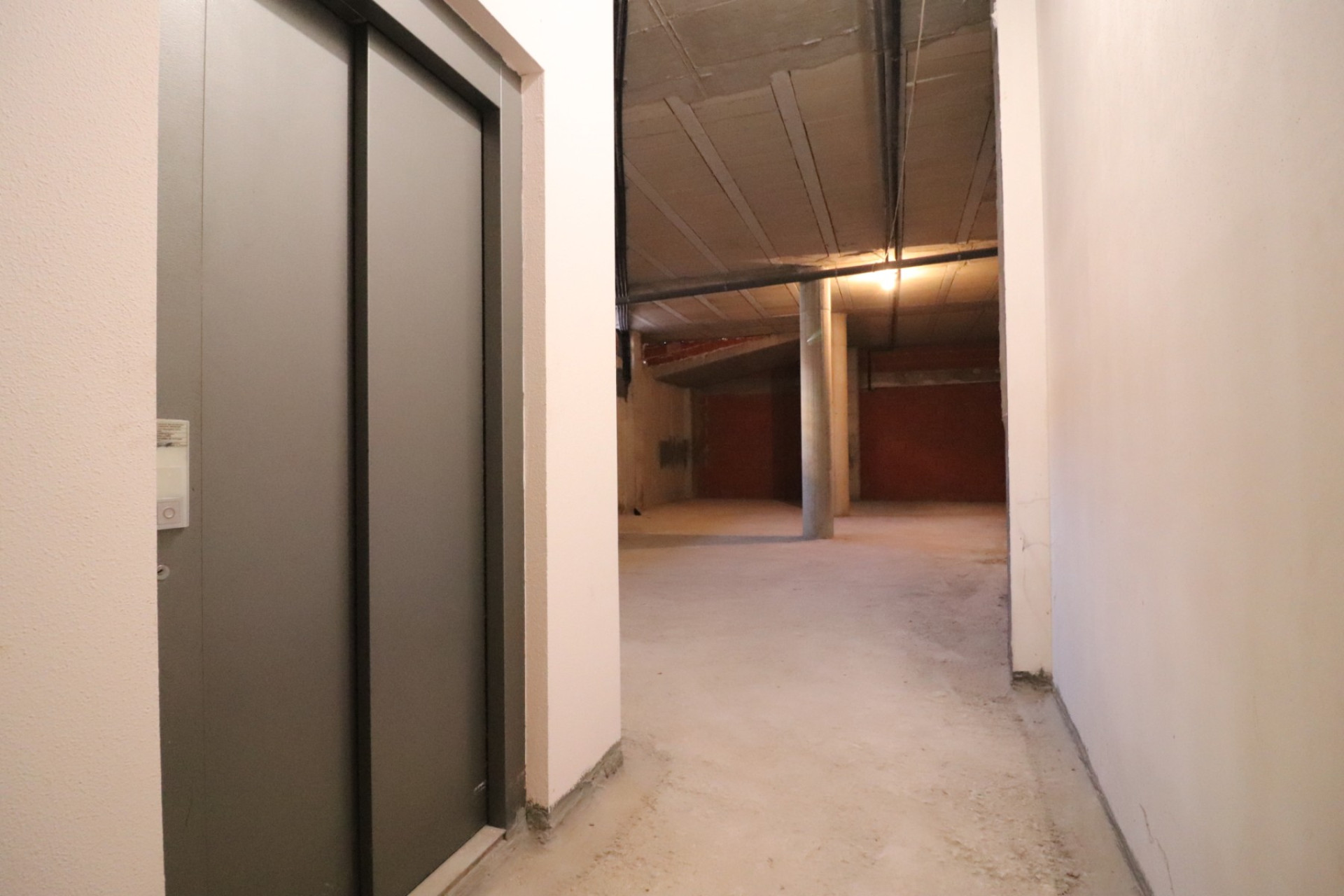 Herverkoop - Commercial (Freehold) -
Rojales - Rojales - Village