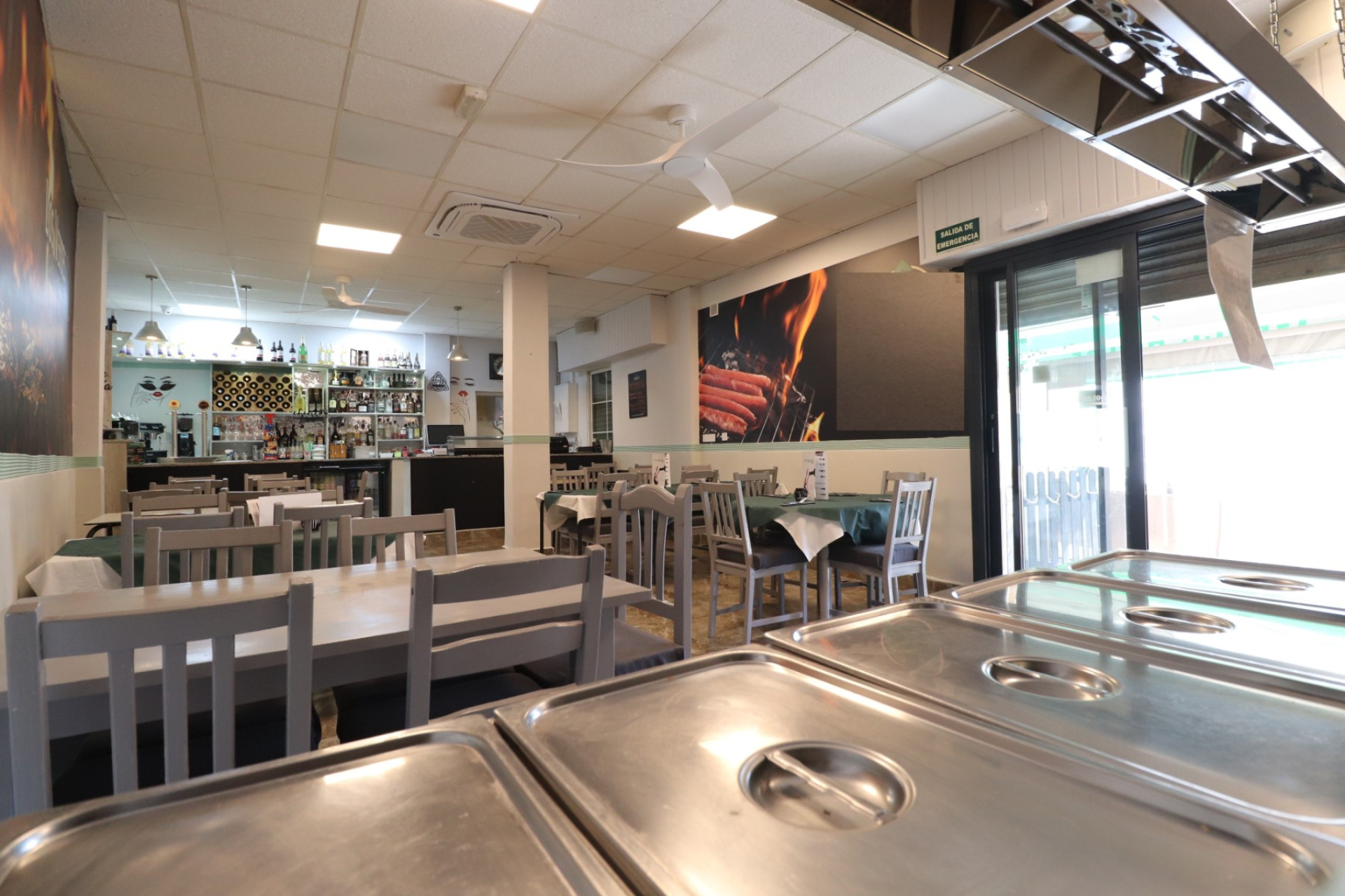 Herverkoop - Commercial (Leasehold) -
Catral - Catral - Town