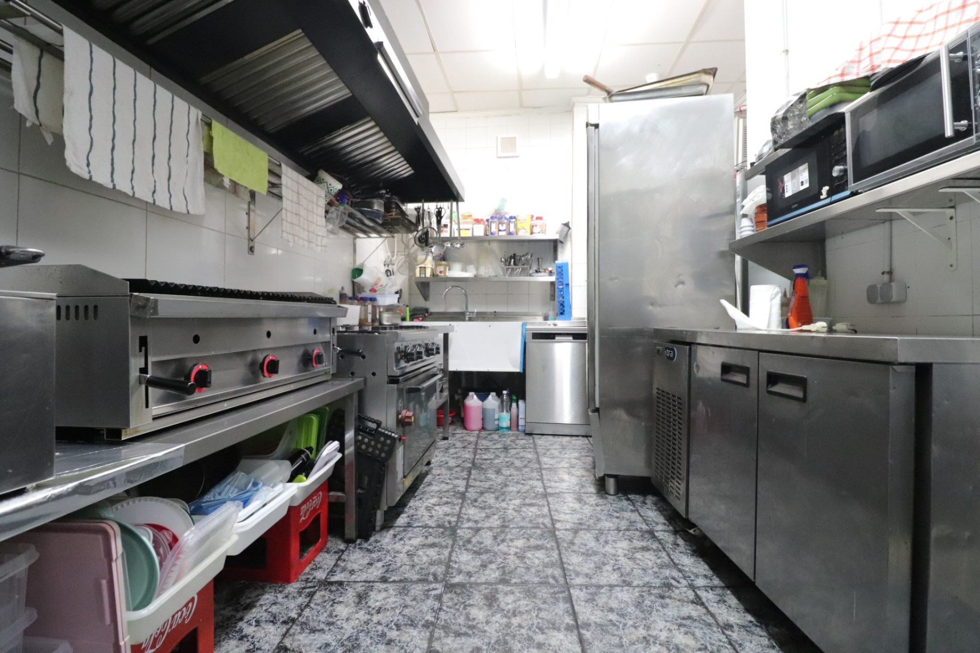 Herverkoop - Commercial (Leasehold) -
Catral - Catral - Town