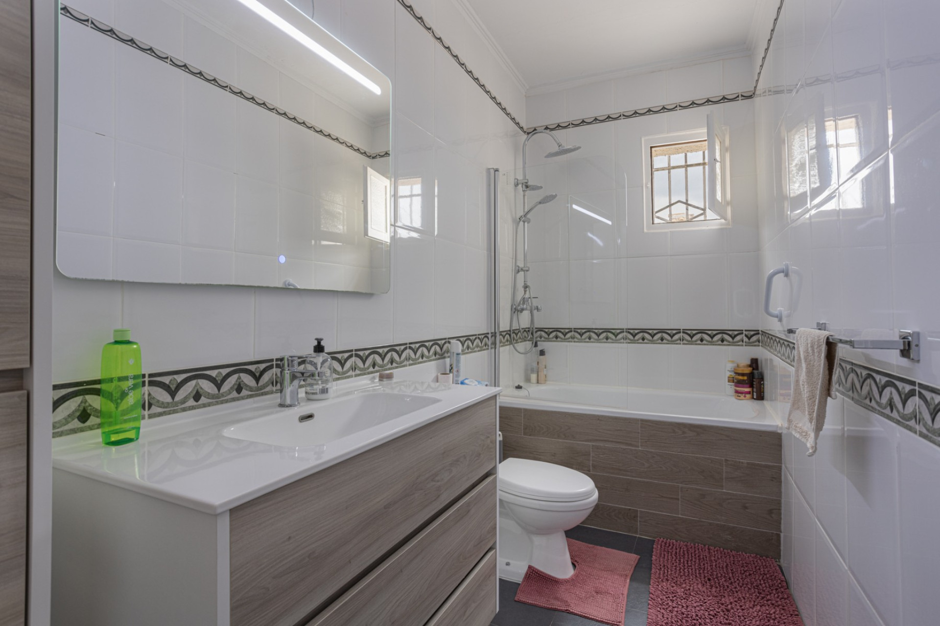 Herverkoop - Country Property/Finca -
Albatera