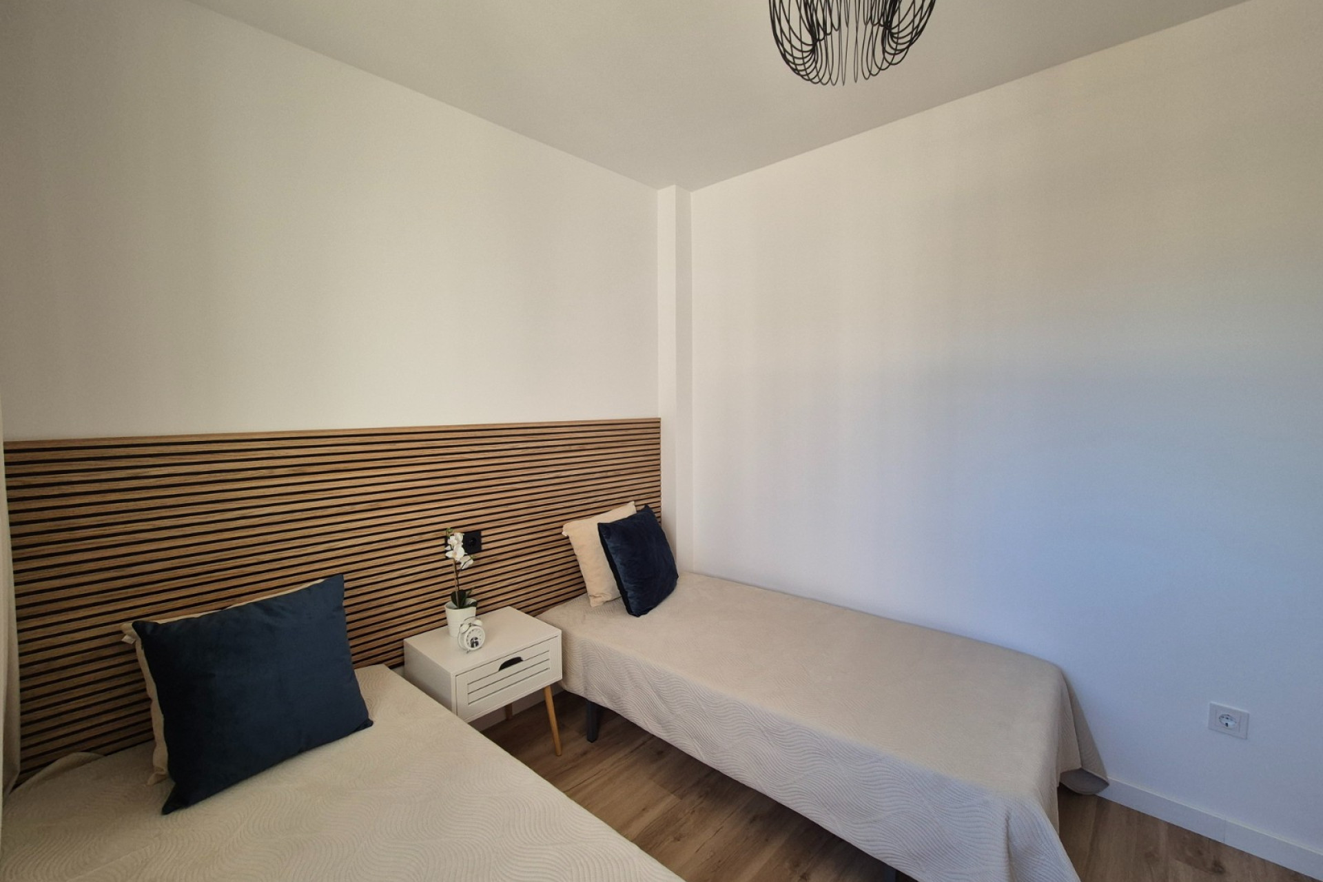 Herverkoop - Herenhuis -
Alicante - Costa Blanca