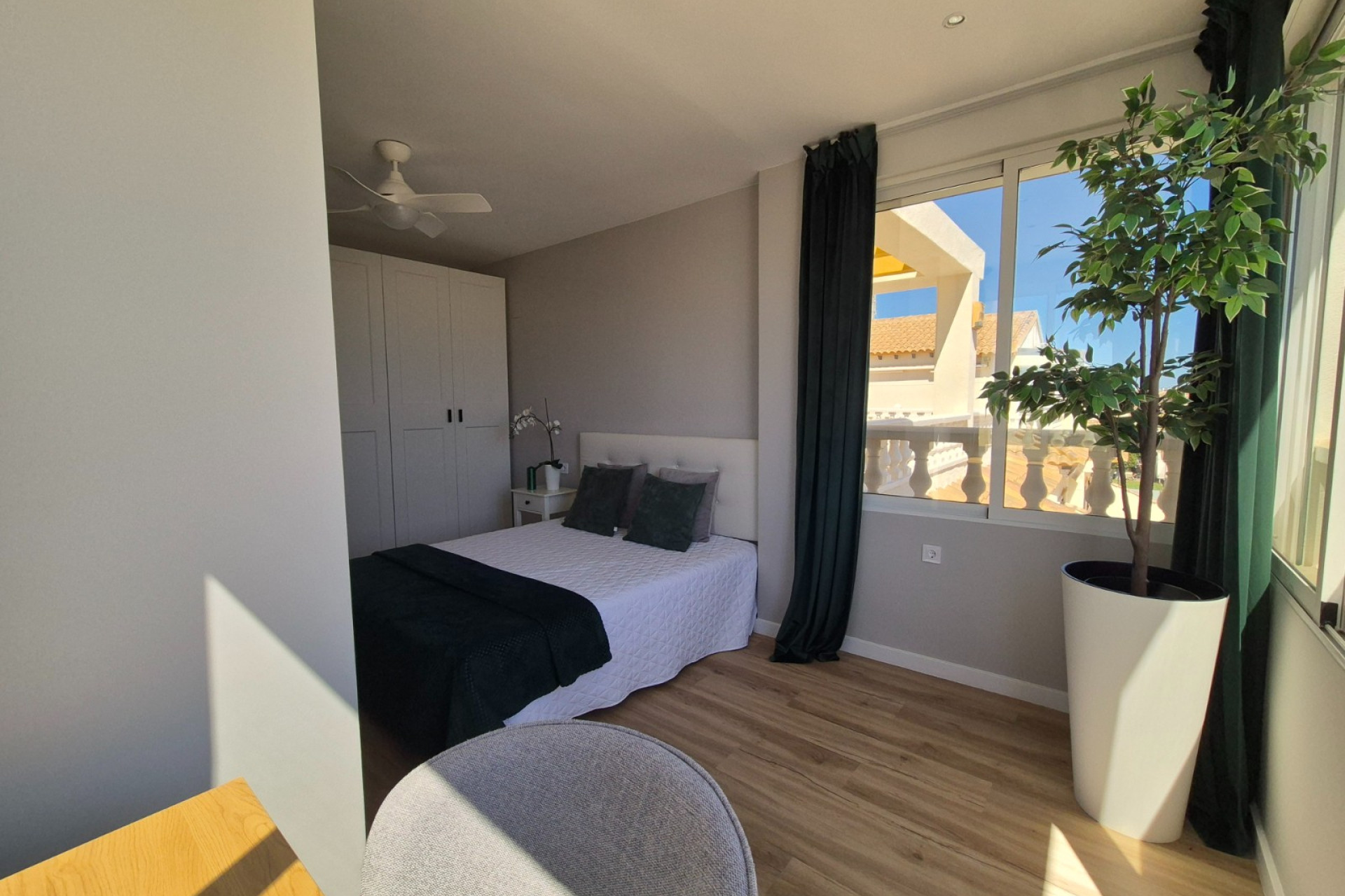 Herverkoop - Herenhuis -
Alicante - Costa Blanca
