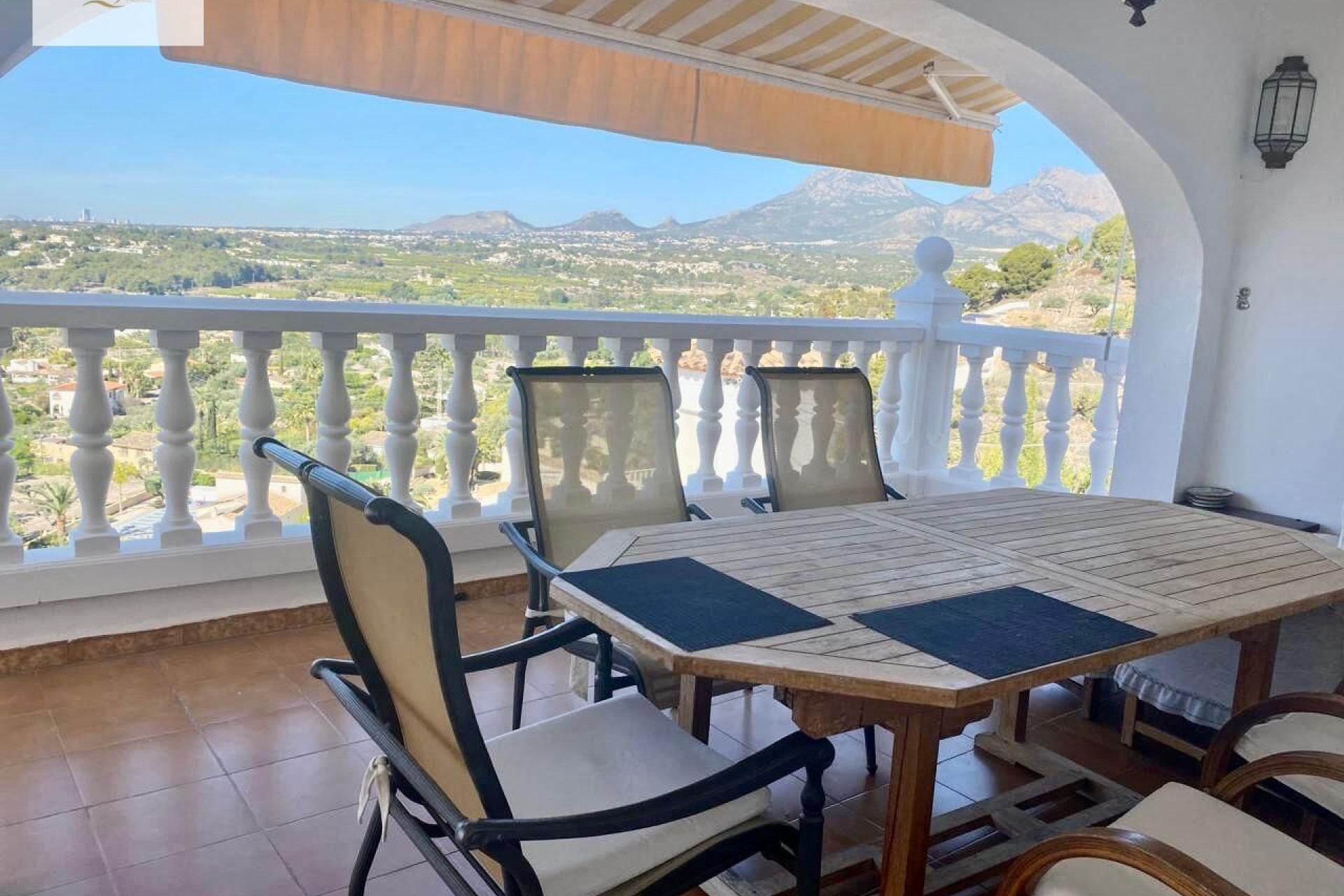 Herverkoop - Herenhuis -
Altea - Palau Cuesta Narices