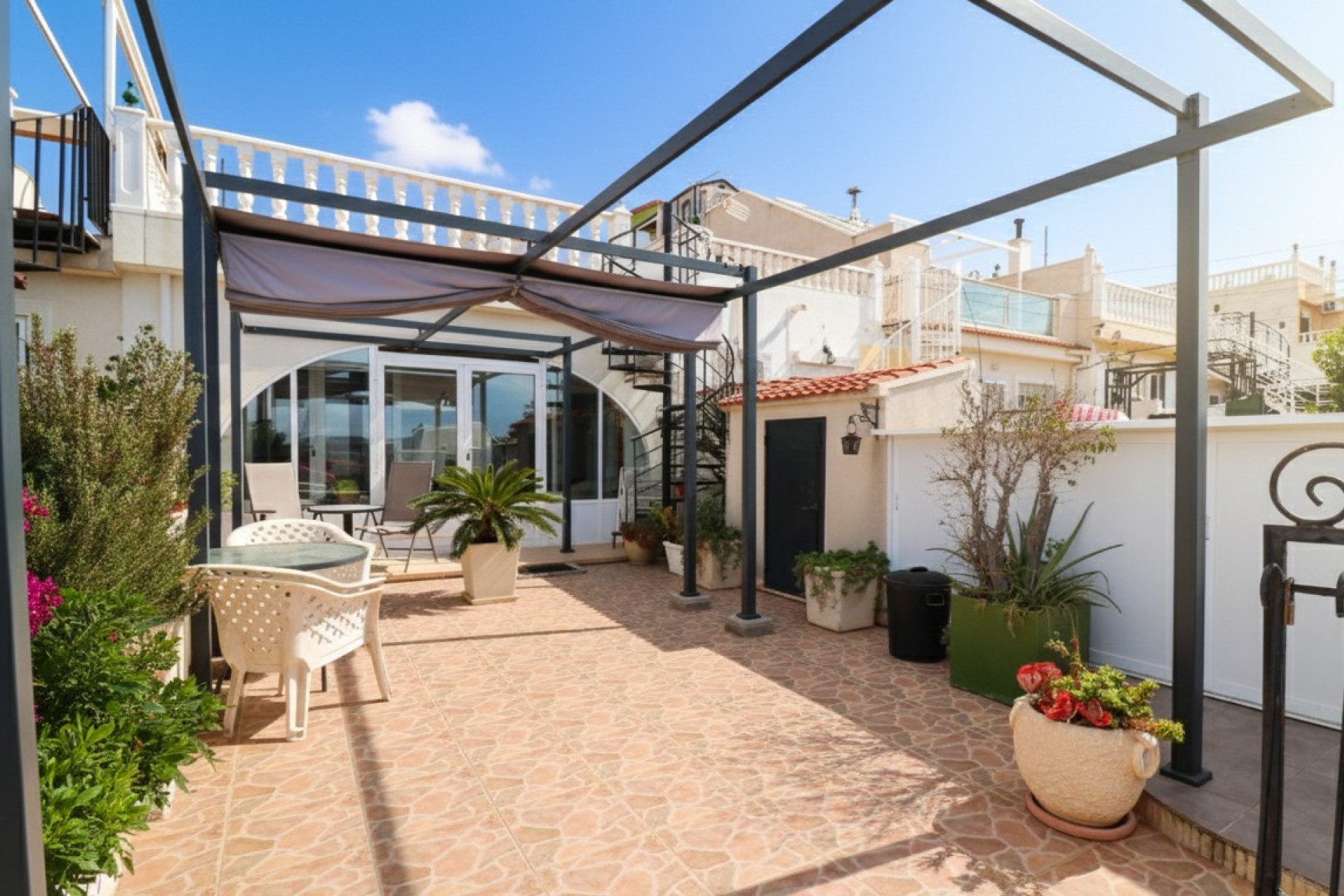 Herverkoop - Herenhuis -
Ciudad Quesada - Ciudad Quesada - Town