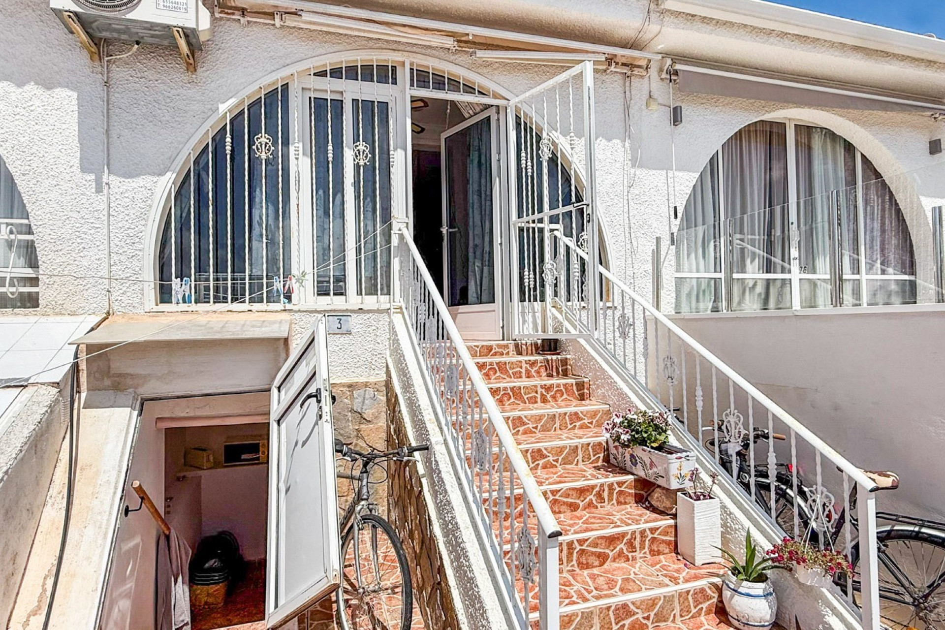 Herverkoop - Herenhuis -
Ciudad Quesada - Costa Blanca