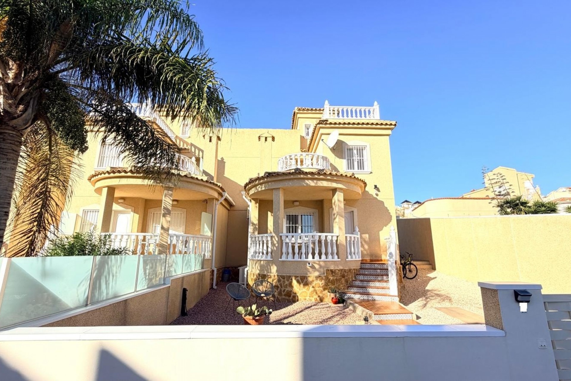 Herverkoop - Herenhuis -
Ciudad Quesada - La Marquesa Golf