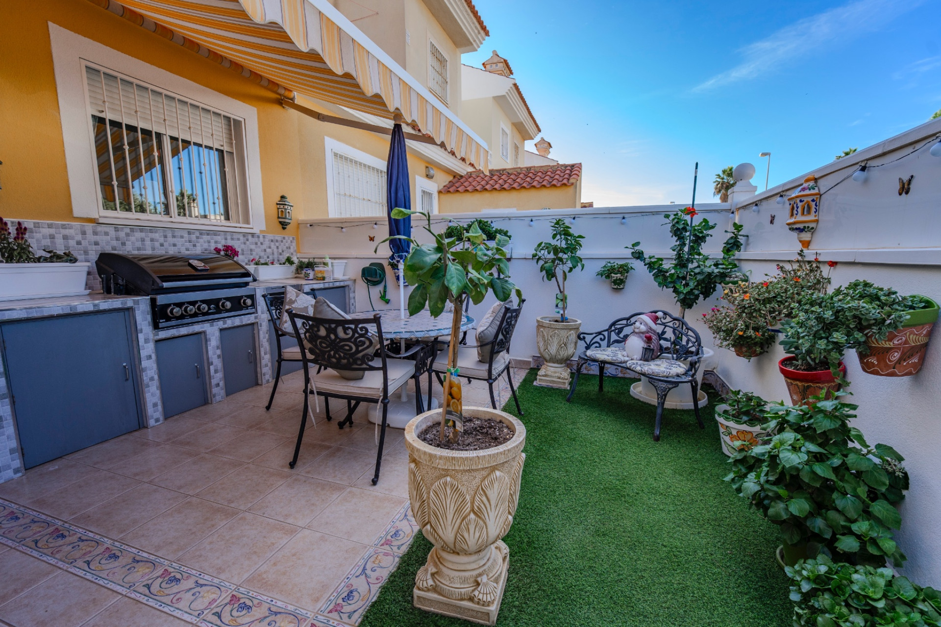 Herverkoop - Herenhuis -
Ciudad Quesada - Lo Marabú