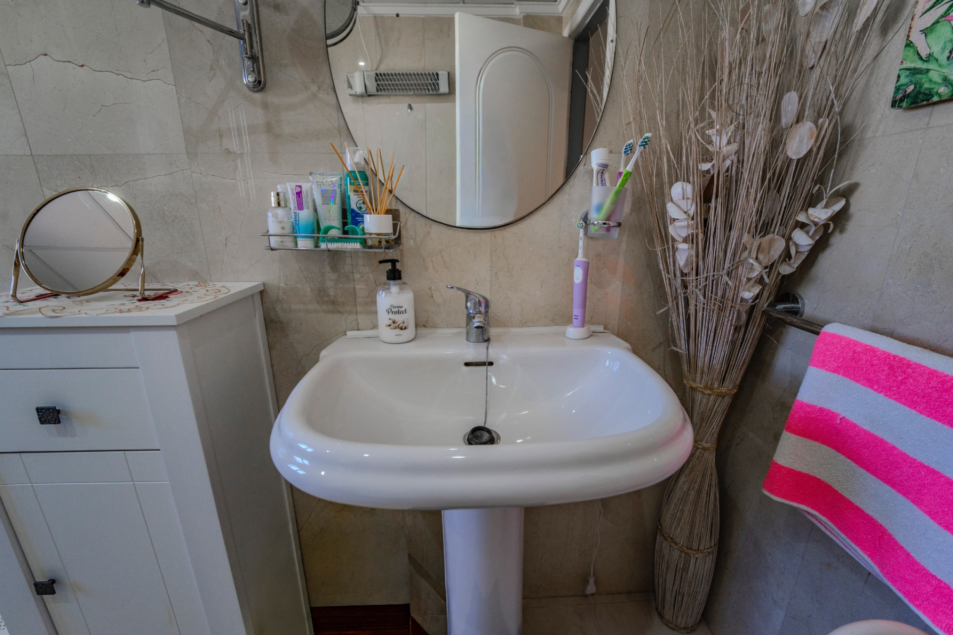 Herverkoop - Herenhuis -
Ciudad Quesada - Lo Marabú