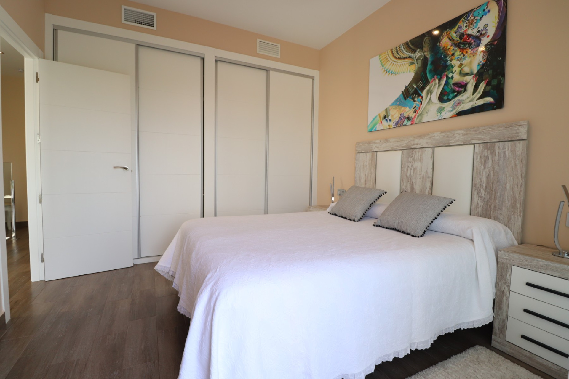 Herverkoop - Herenhuis -
Daya Vieja - Daya Vieja - Town