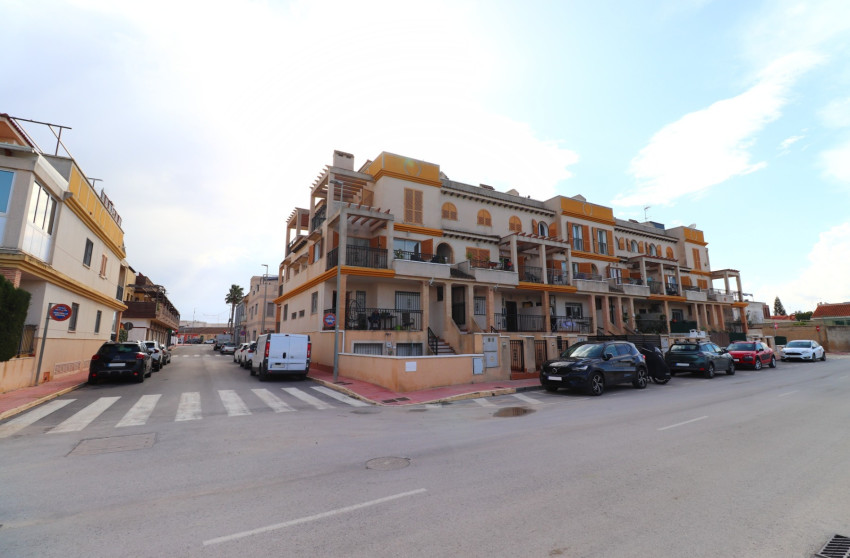 Herverkoop - Herenhuis -
Daya Vieja - Daya Vieja - Town