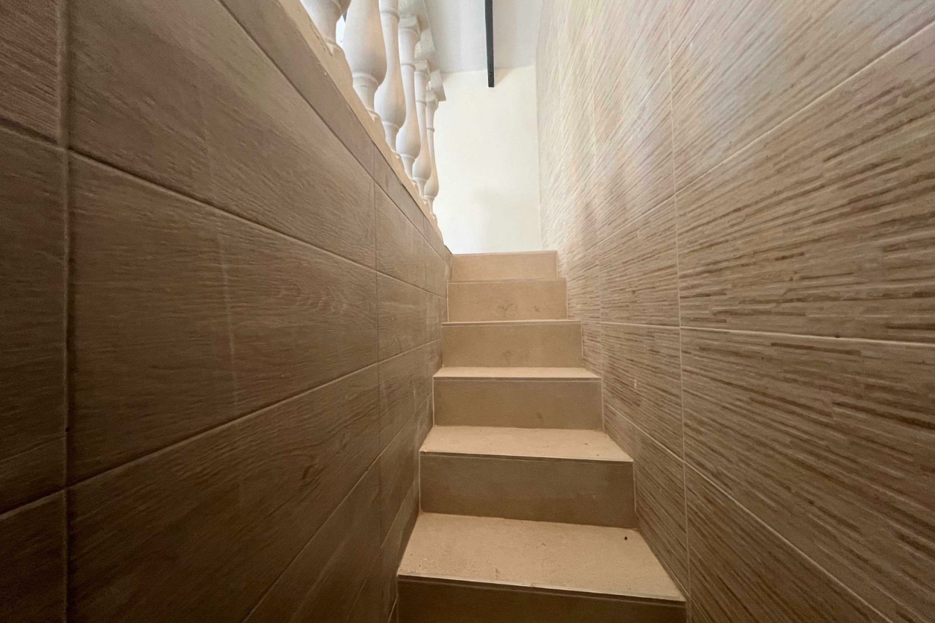 Herverkoop - Herenhuis -
Hondón de los Fráiles