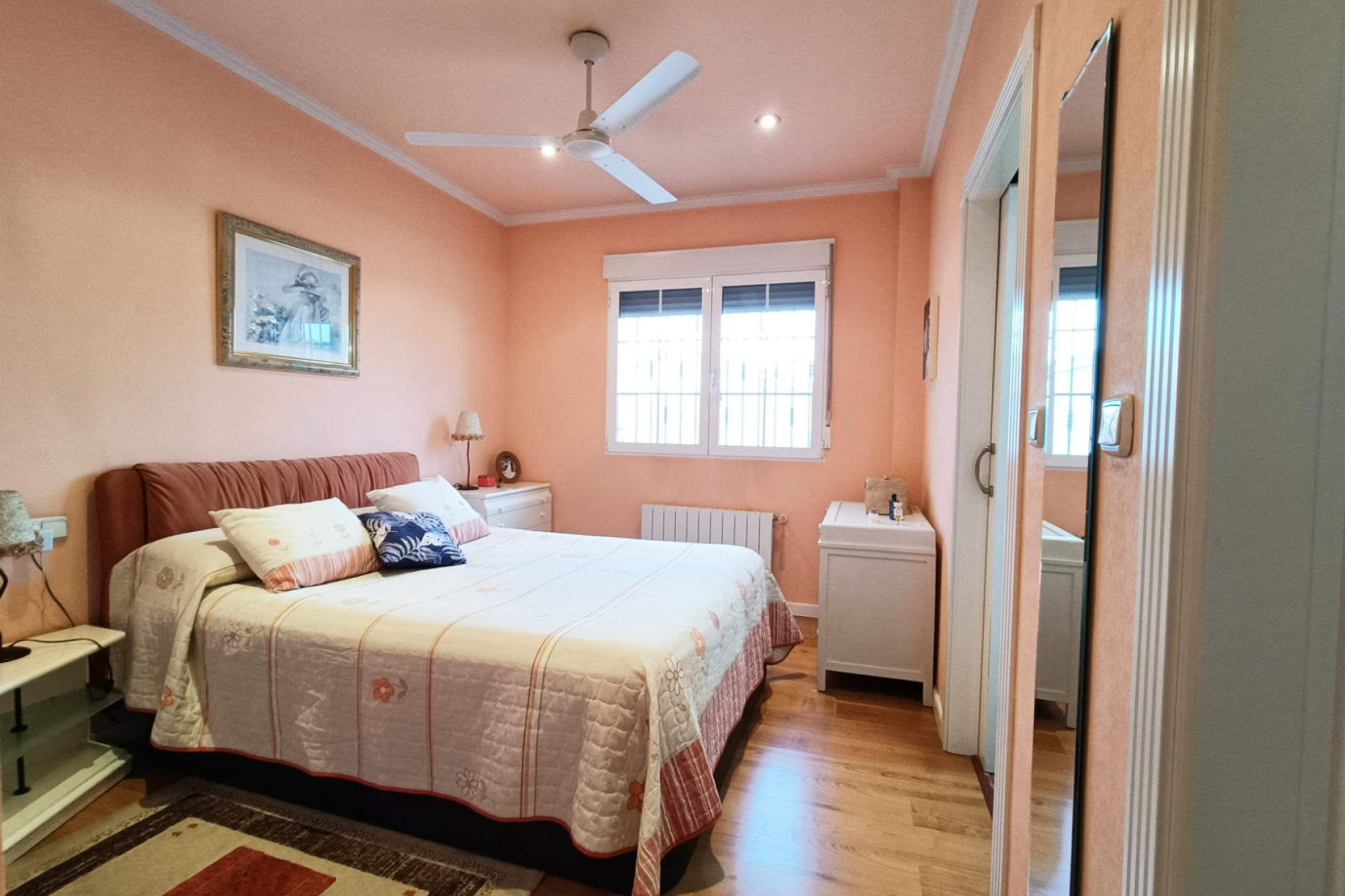 Herverkoop - Herenhuis -
Hondón de los Fráiles