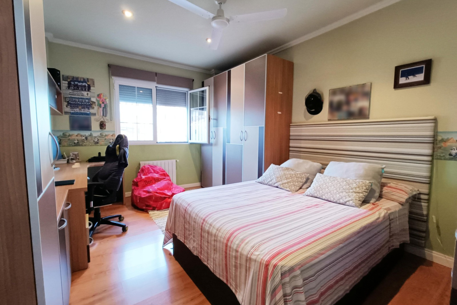 Herverkoop - Herenhuis -
Hondón de los Fráiles