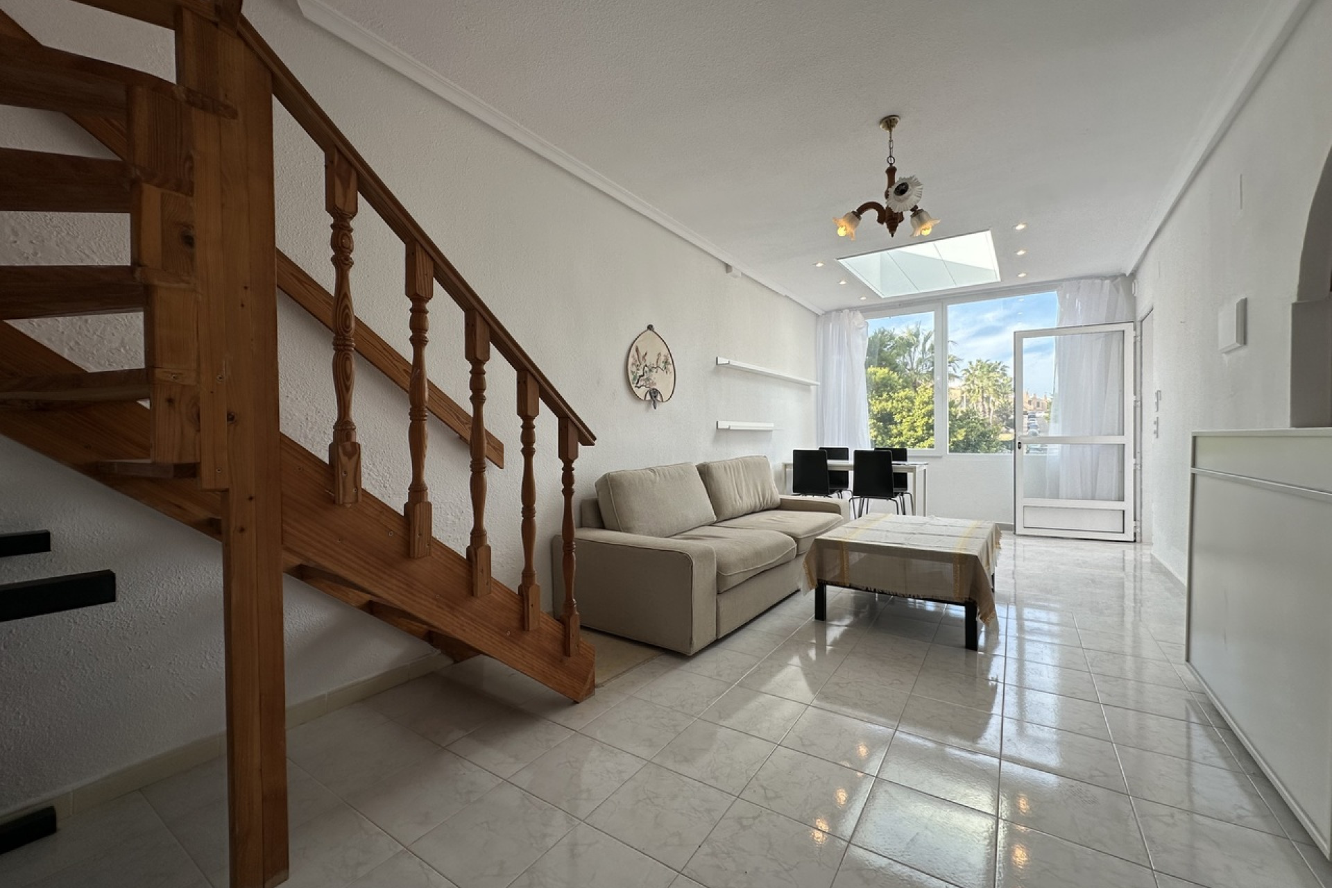 Herverkoop - Herenhuis -
La Mata