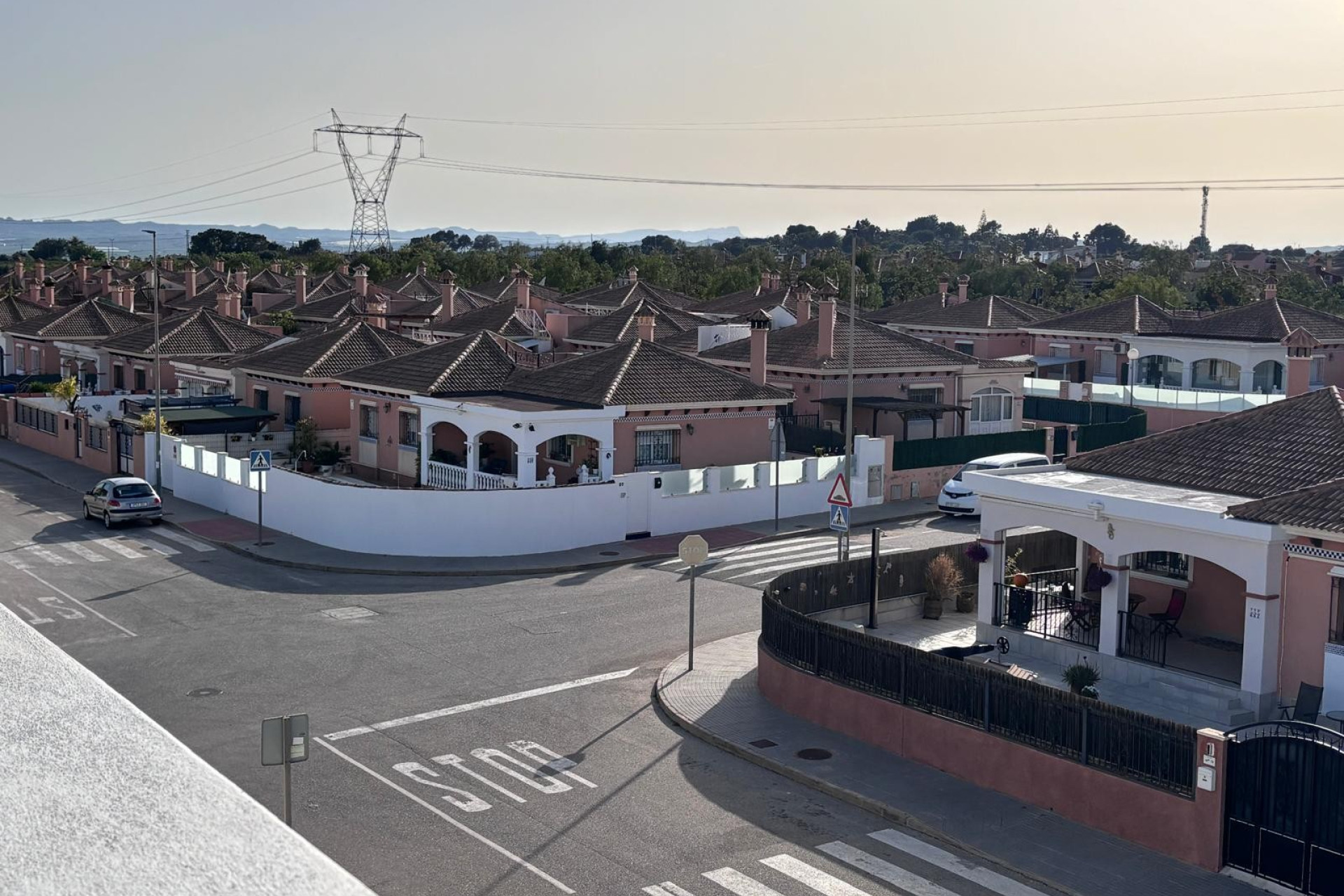 Herverkoop - Herenhuis -
Los Montesinos - La Herada