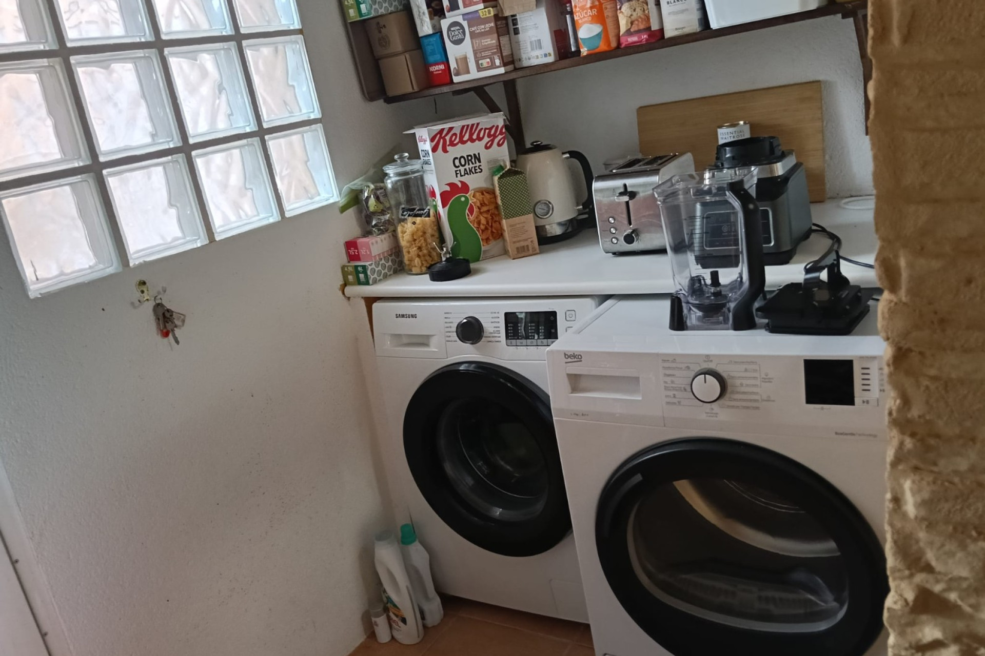 Herverkoop - Herenhuis -
Los Montesinos - La Herrada