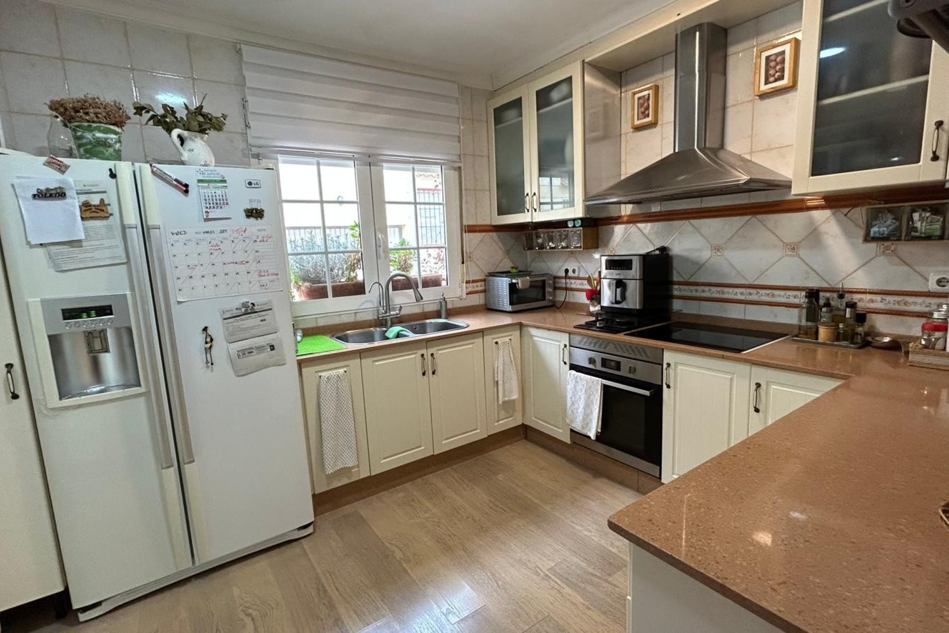 Herverkoop - Herenhuis -
Los Montesinos