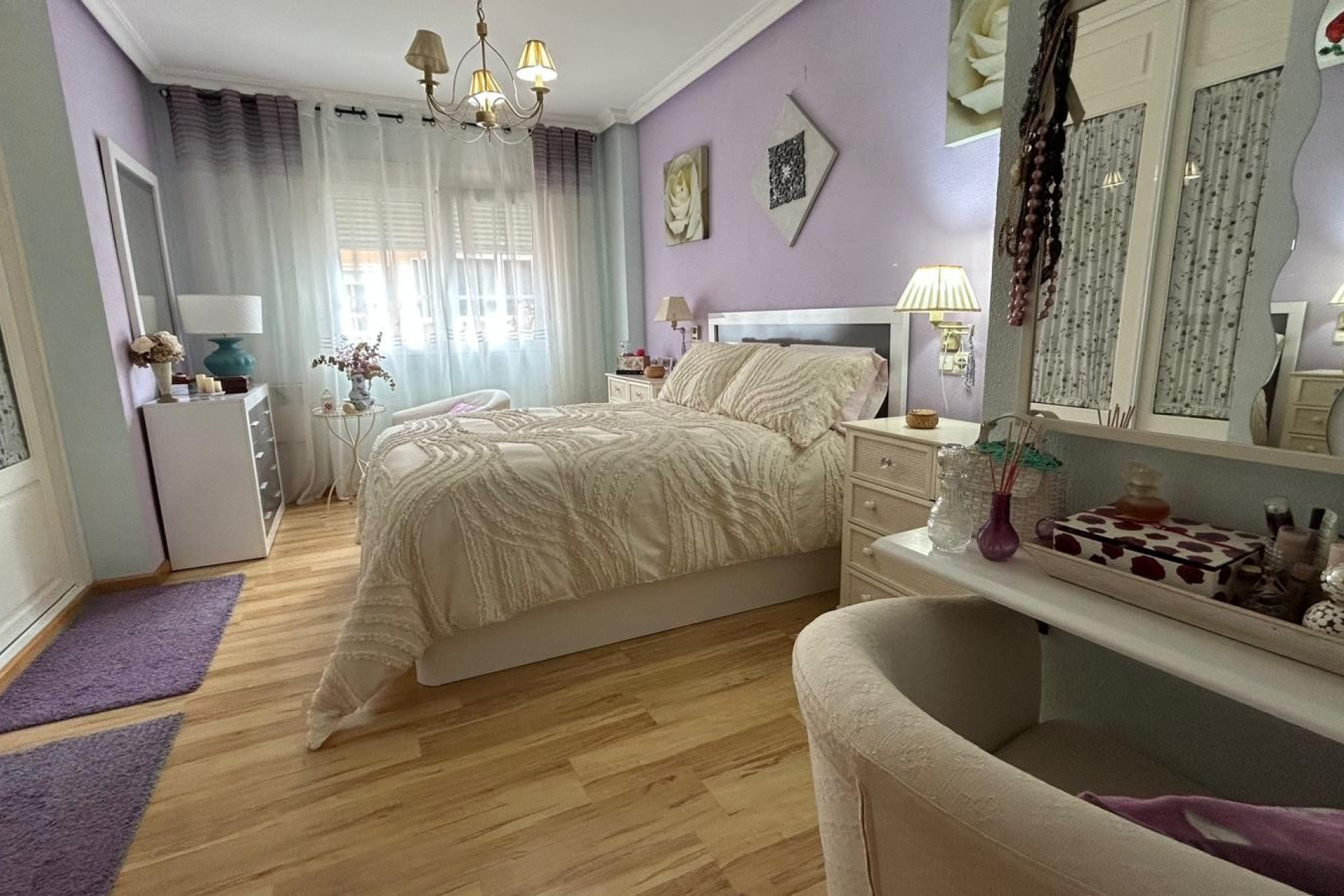 Herverkoop - Herenhuis -
Los Montesinos