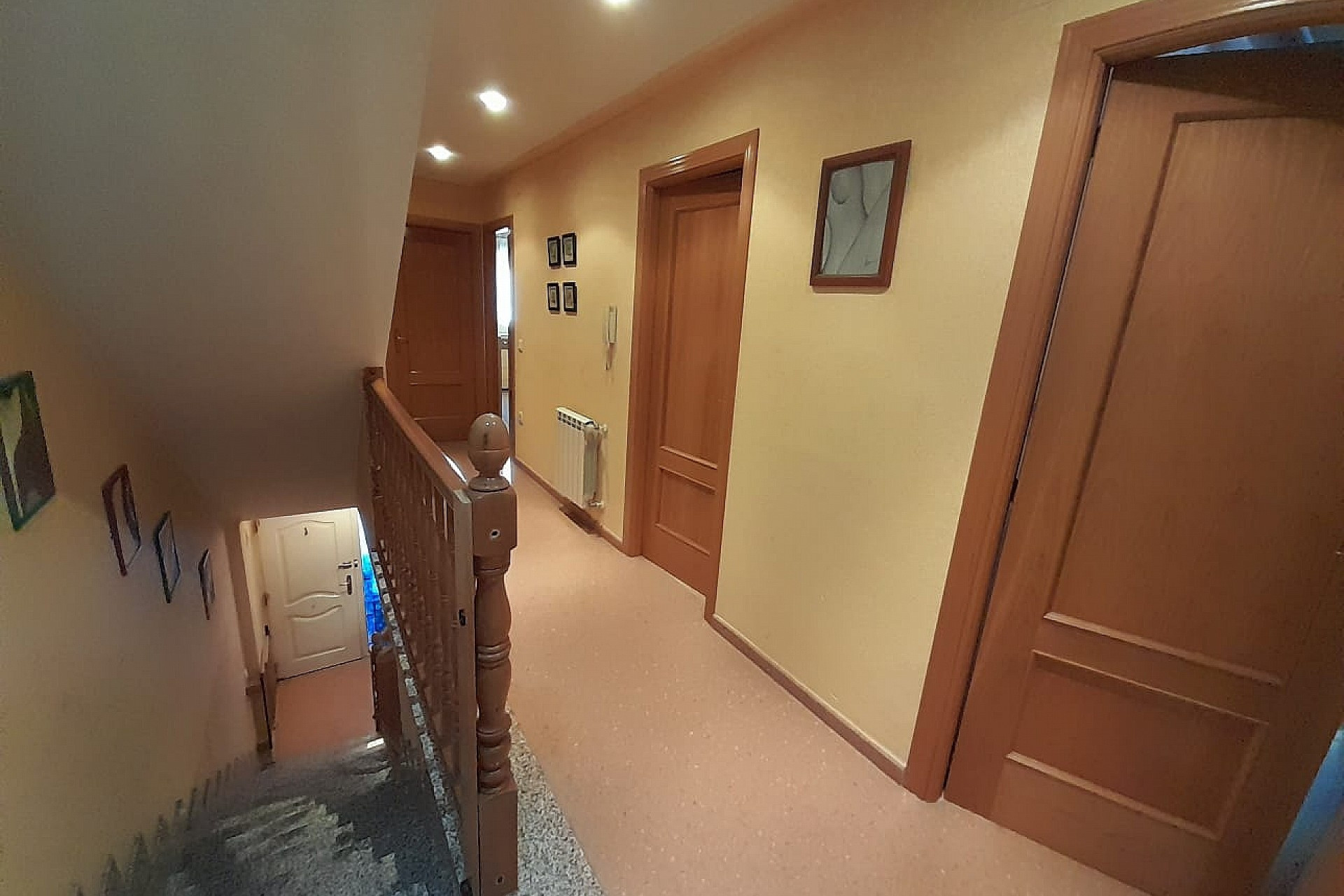 Herverkoop - Herenhuis -
Monovar