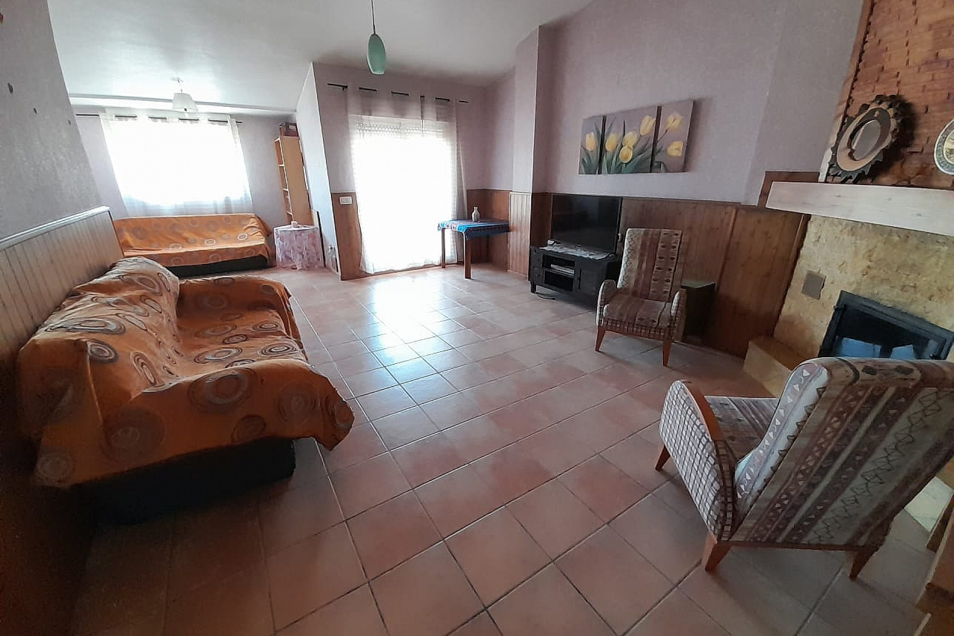 Herverkoop - Herenhuis -
Monovar