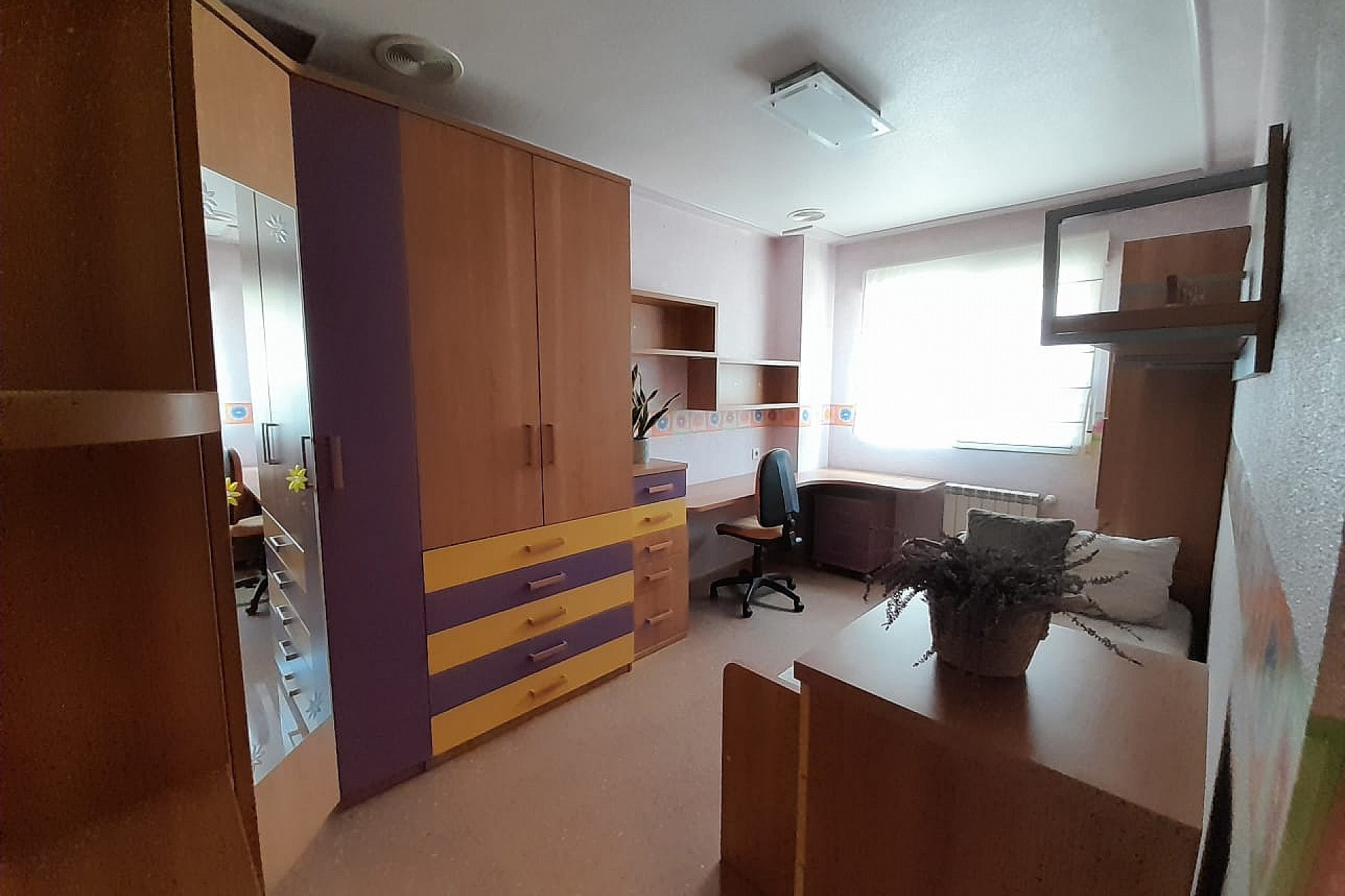 Herverkoop - Herenhuis -
Monovar