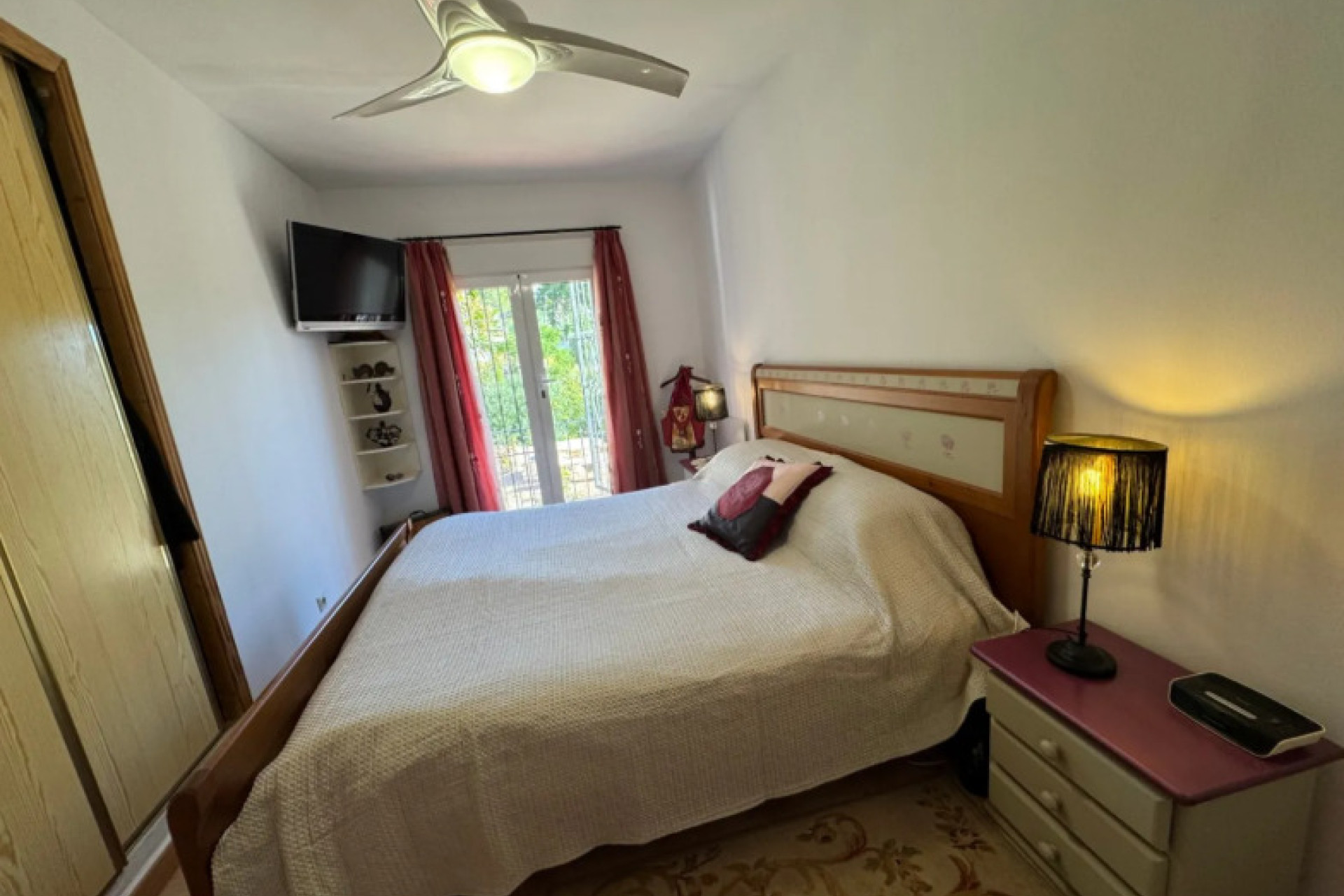 Herverkoop - Herenhuis -
Moraira - Costa Blanca