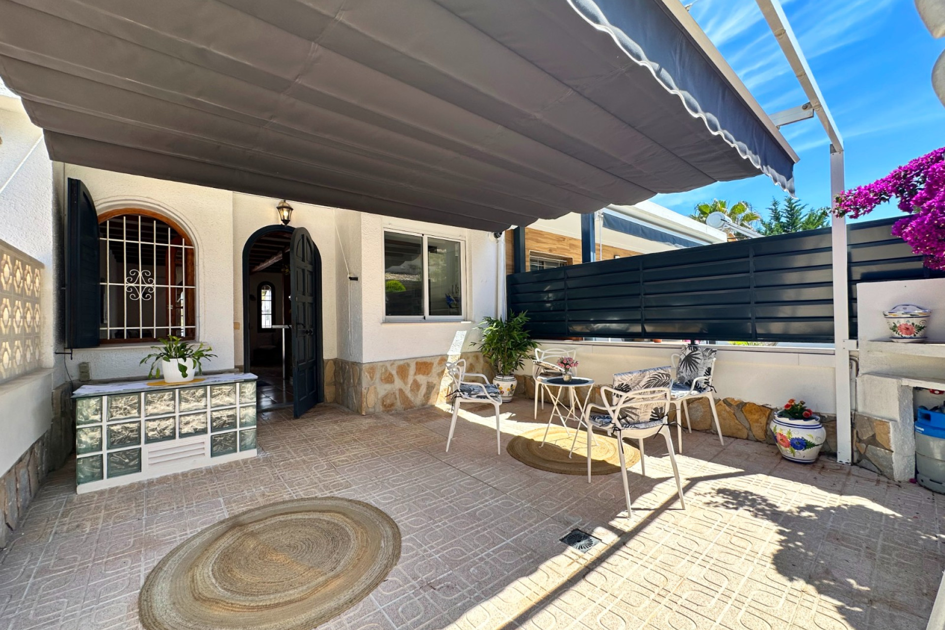 Herverkoop - Herenhuis -
Orihuela Costa - Costa Blanca