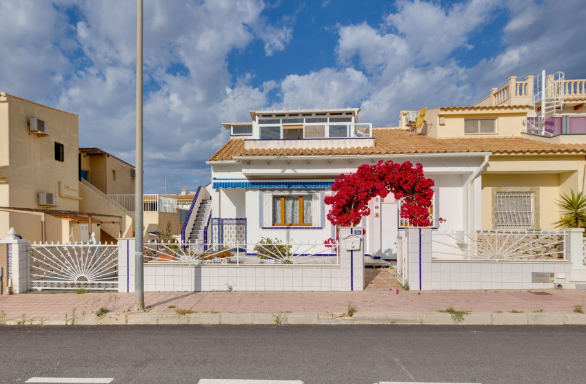 Herverkoop - Herenhuis -
Orihuela Costa - La Florida