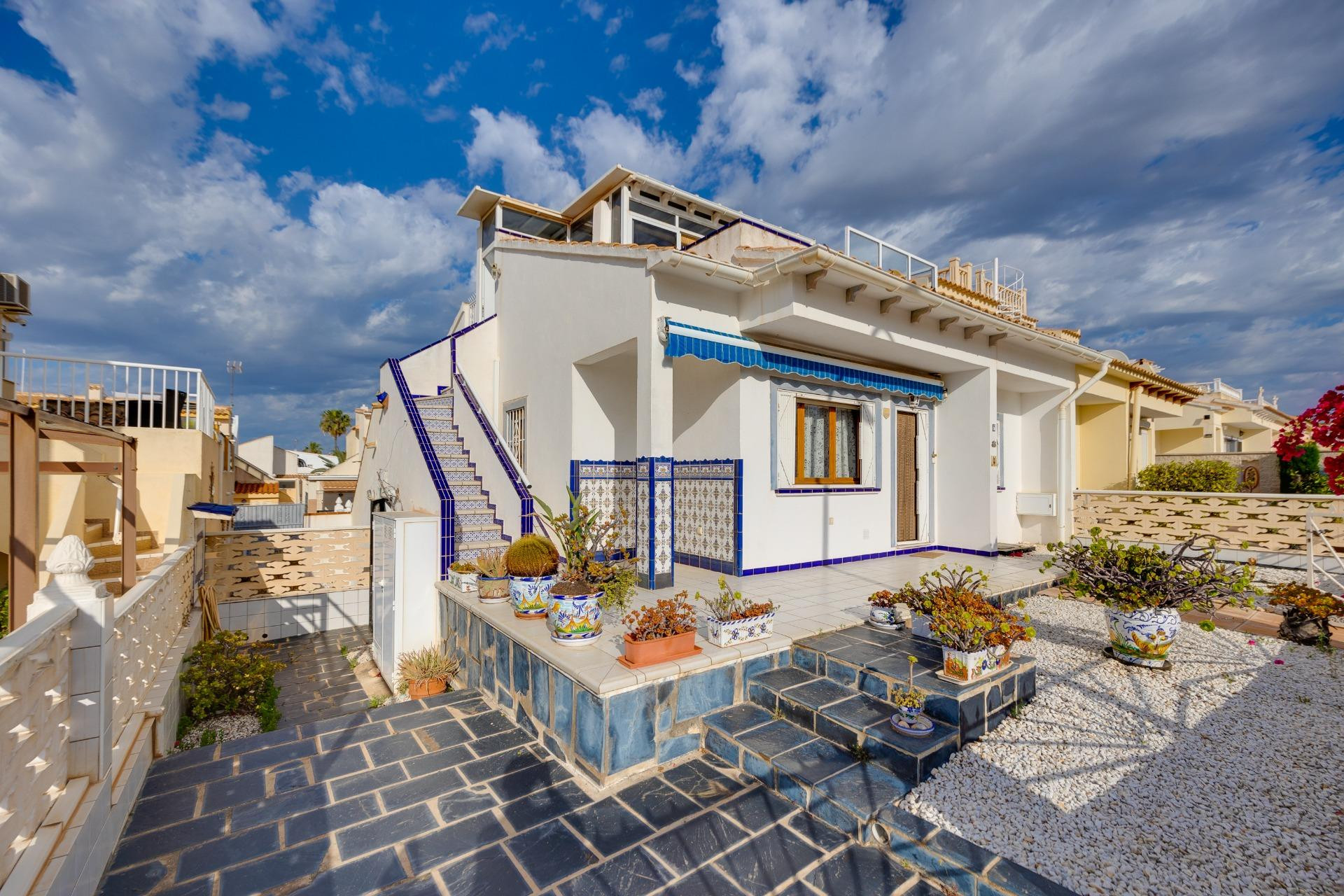 Herverkoop - Herenhuis -
Orihuela Costa - La Florida