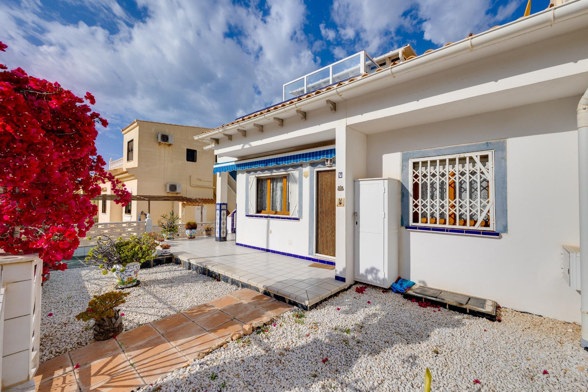 Herverkoop - Herenhuis -
Orihuela Costa - La Florida